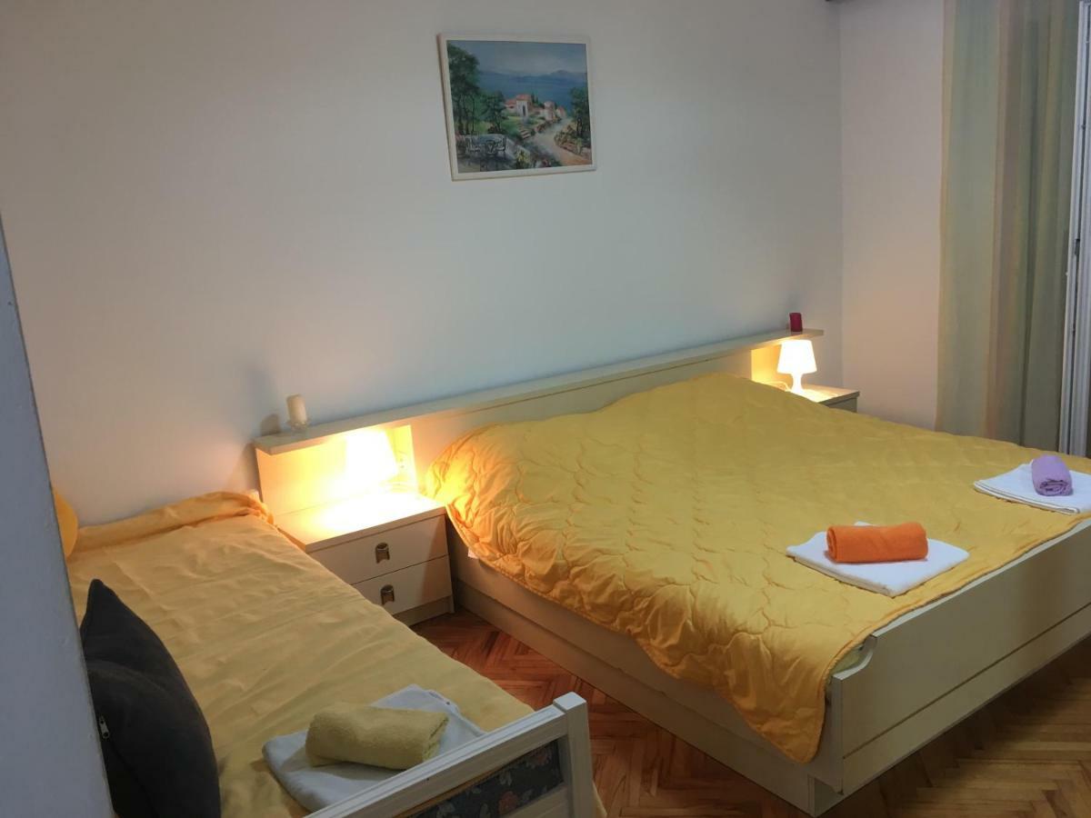 Apartments Paco & Bony ลอฟราน ภายนอก รูปภาพ